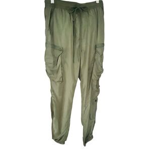 Urban Outfitters Standard Cloth Cargo Jogger Pants Olive Green  Size Medium